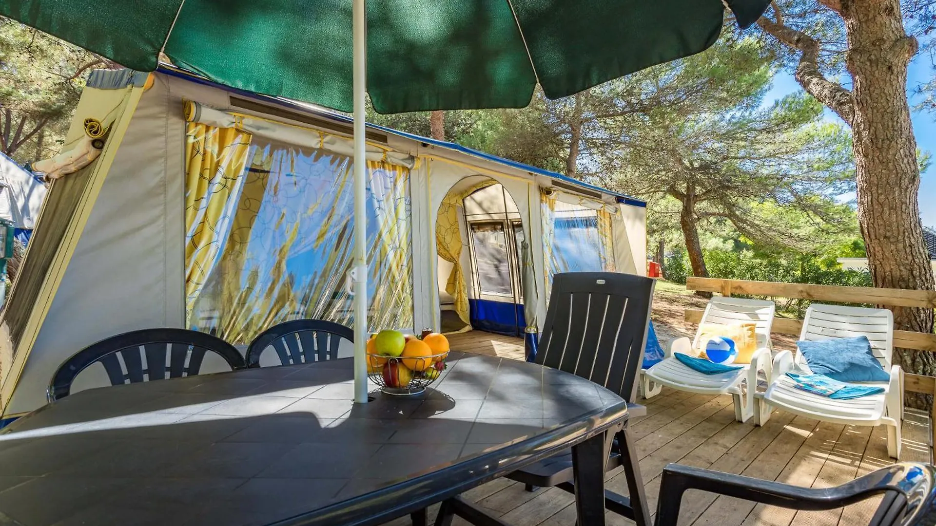 Easyatent Bungalow Tent Lanterna Porec Holiday park