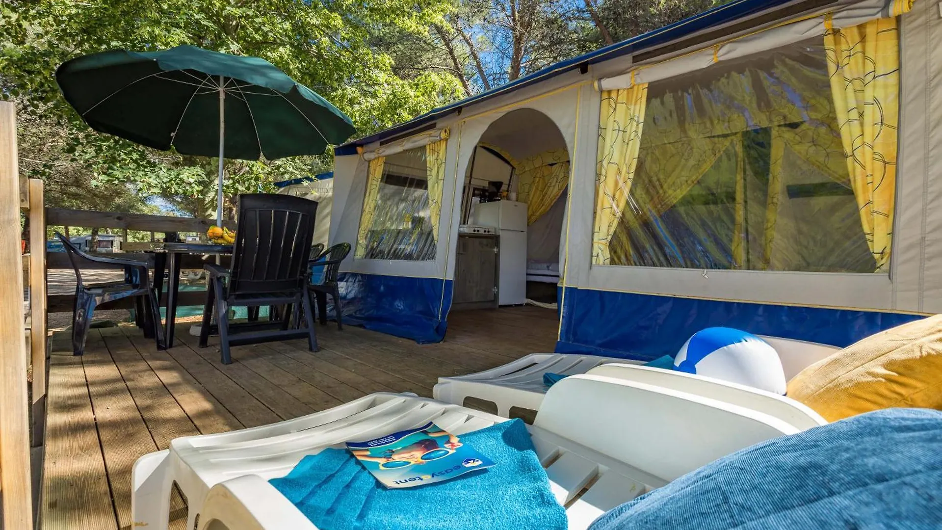 Holiday park Easyatent Bungalow Tent Lanterna Porec
